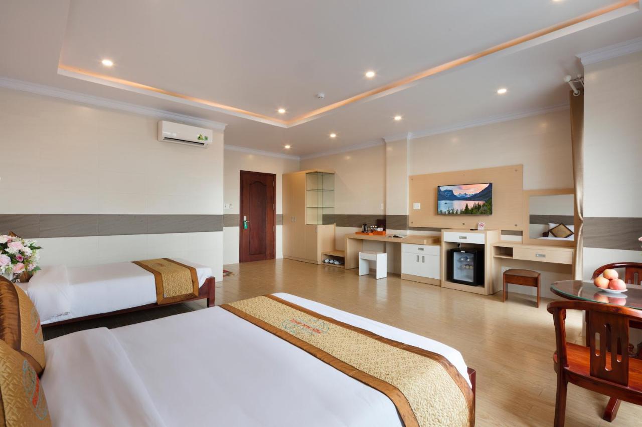 Phuc Ngoc Hotel Rach Gia Esterno foto