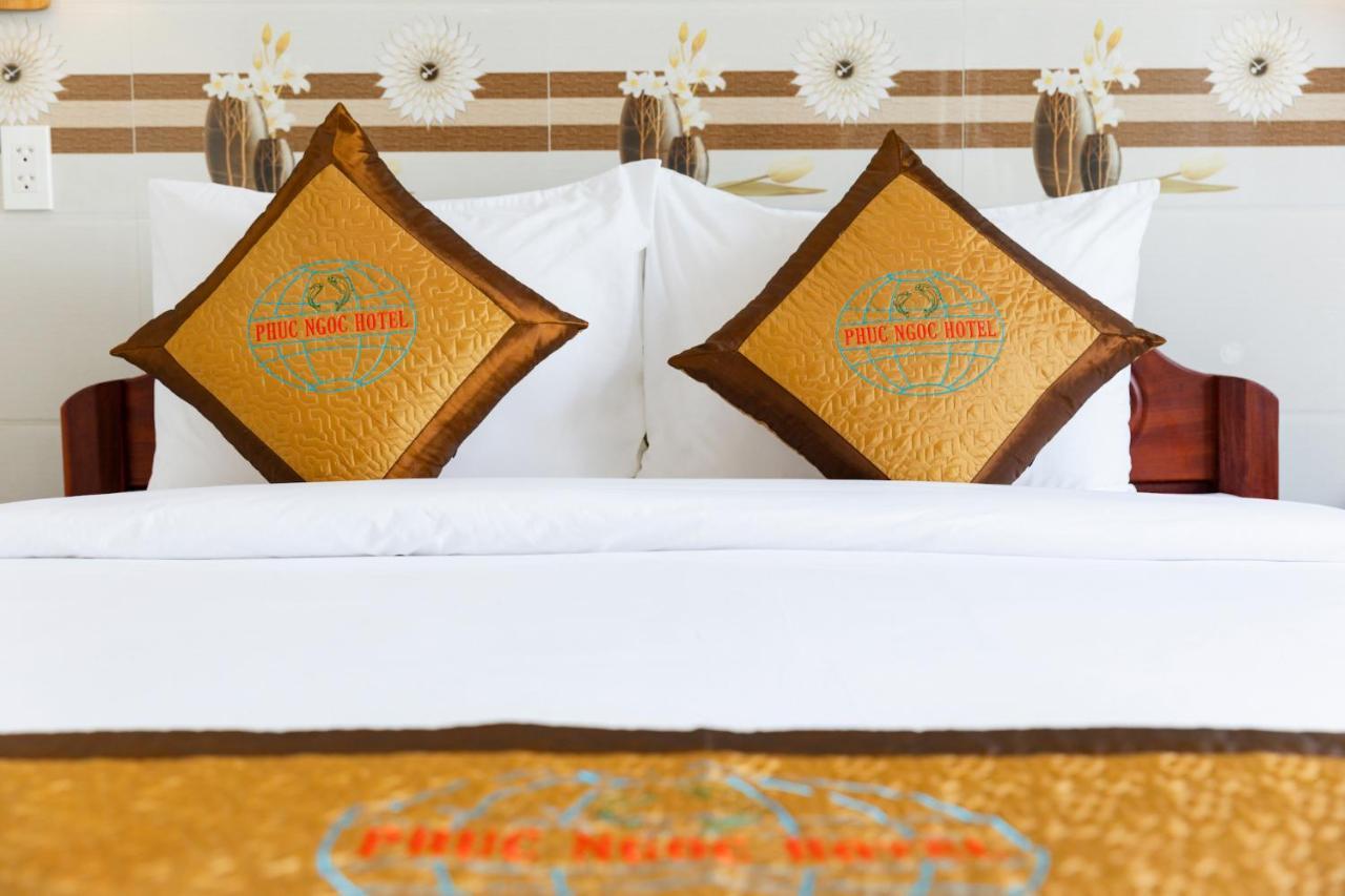 Phuc Ngoc Hotel Rach Gia Esterno foto