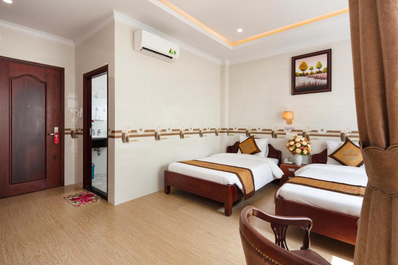Phuc Ngoc Hotel Rach Gia Esterno foto