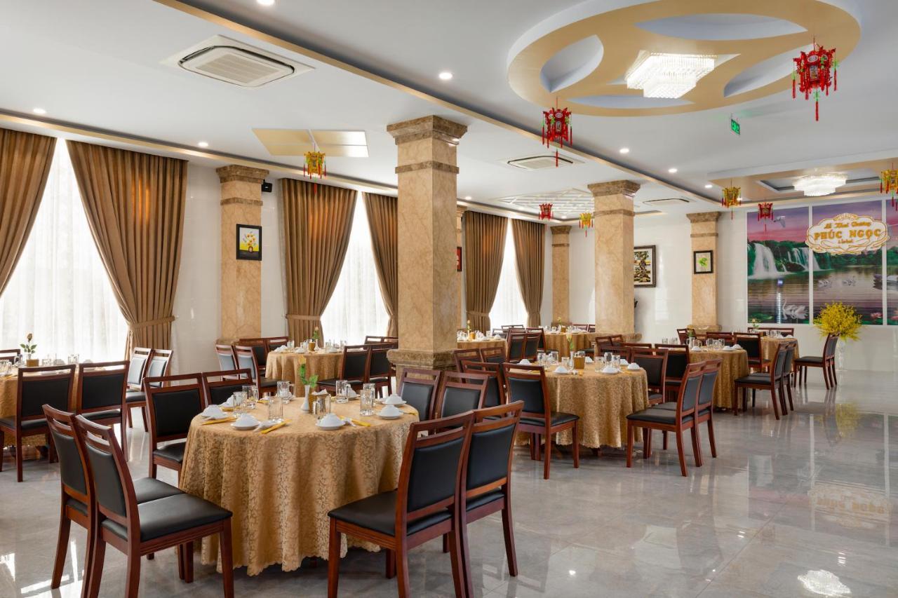 Phuc Ngoc Hotel Rach Gia Esterno foto