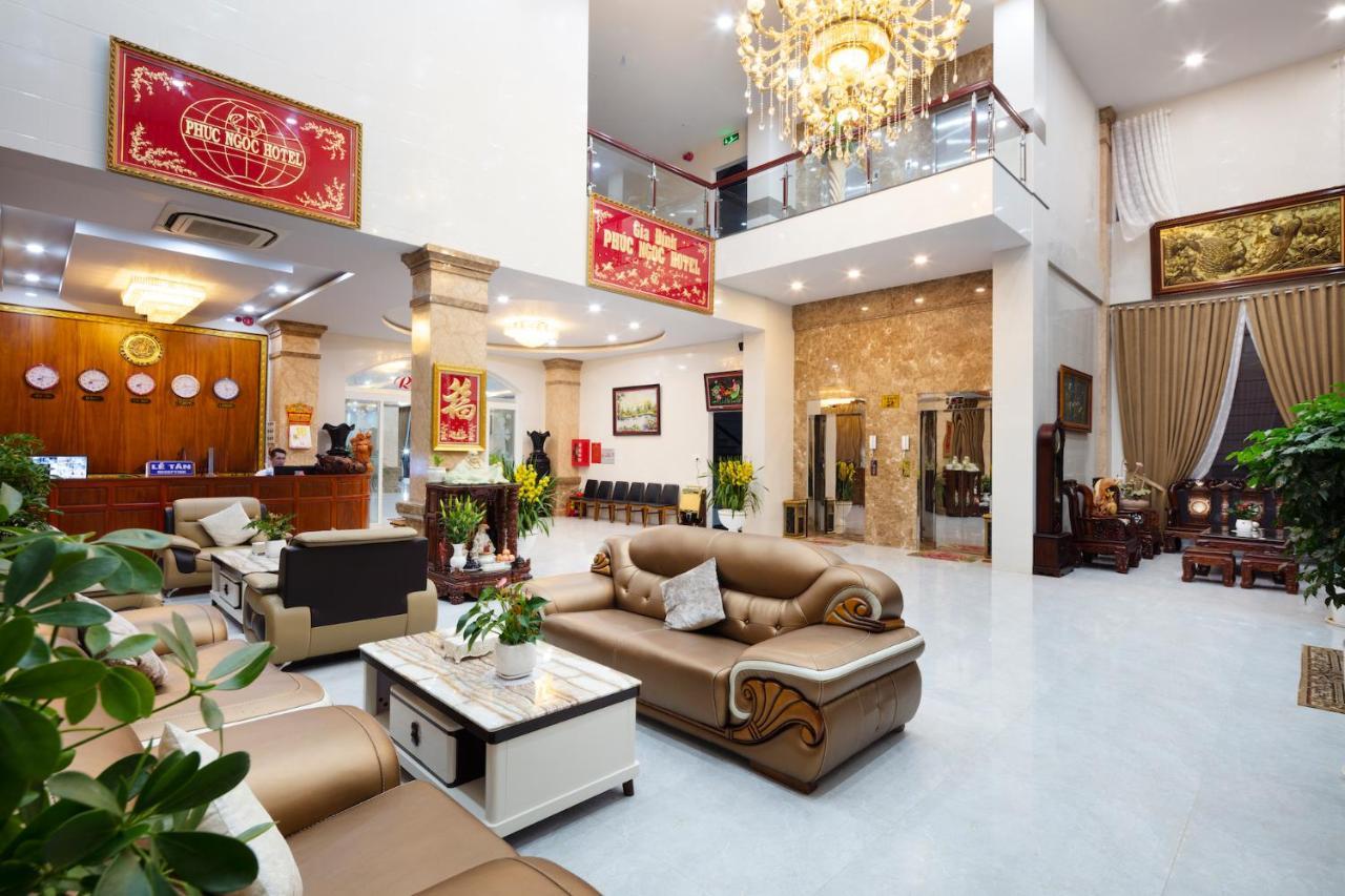 Phuc Ngoc Hotel Rach Gia Esterno foto