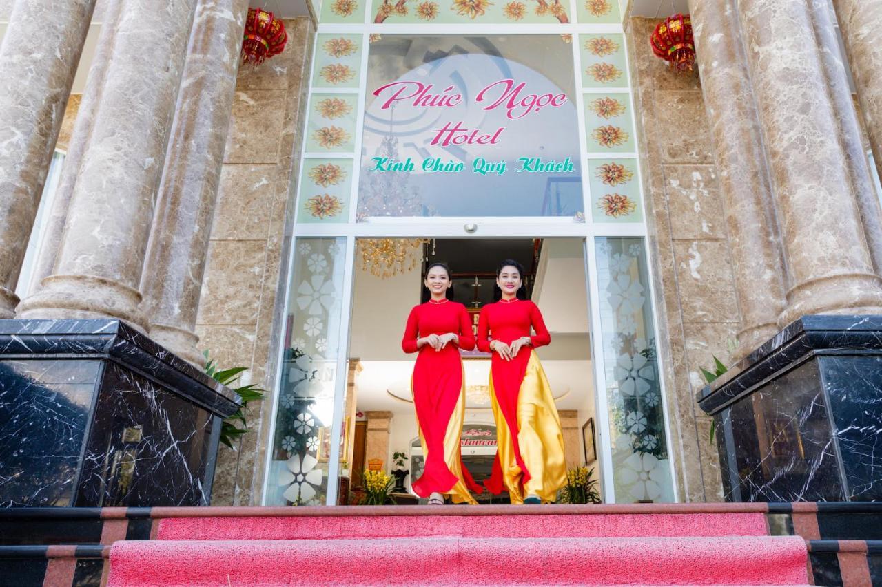 Phuc Ngoc Hotel Rach Gia Esterno foto